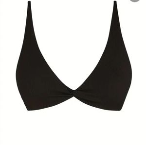 New Twist Bikini Top
